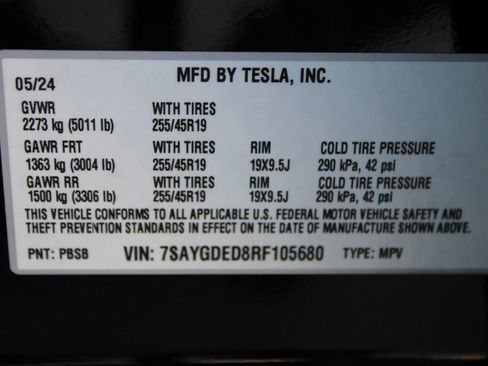 Used 2024 Tesla Model Y 2WD image 13