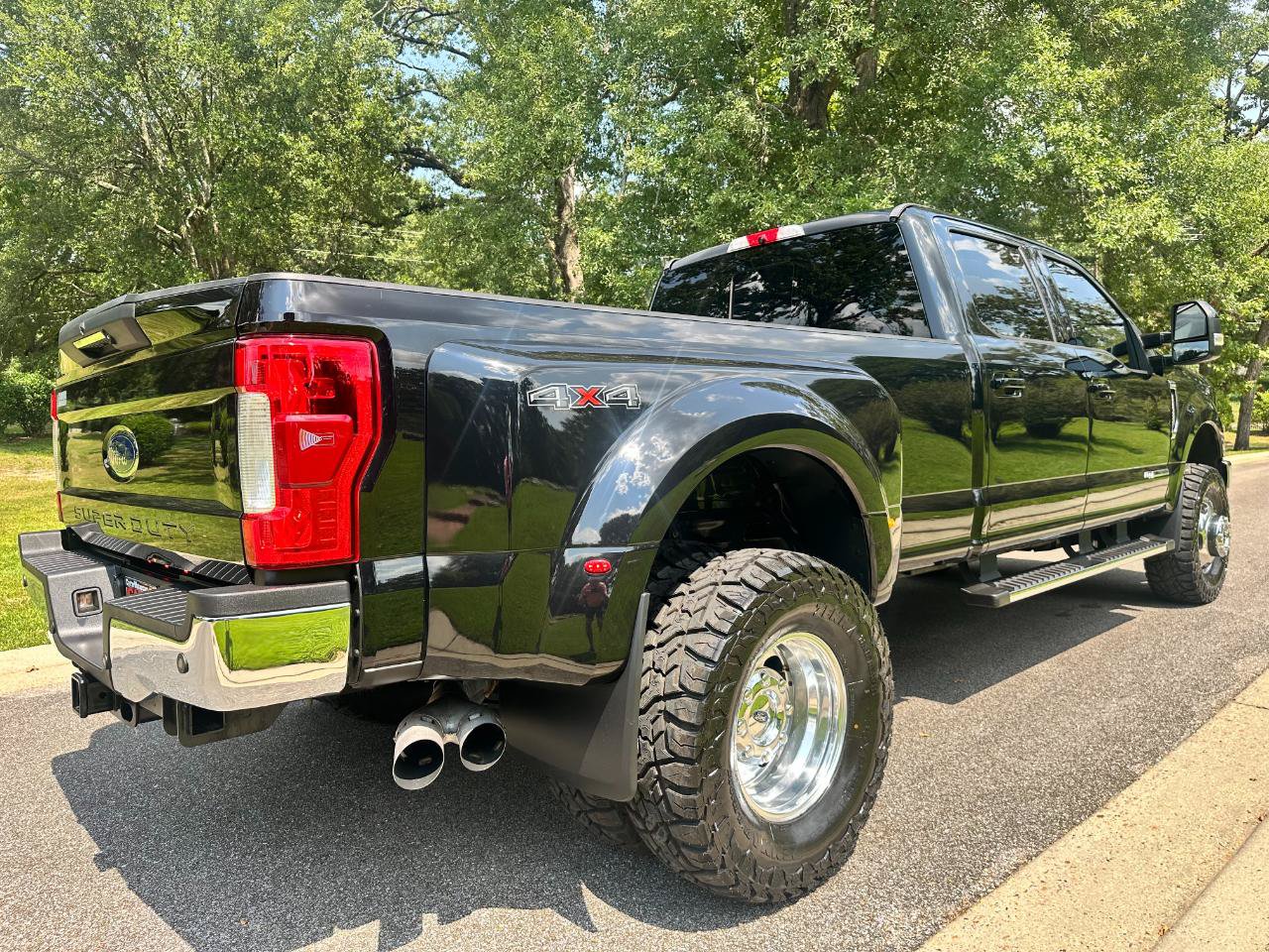 Used 2018 Ford F350 Lariat w/ Lariat Ultimate Package AWD/4WD image 5
