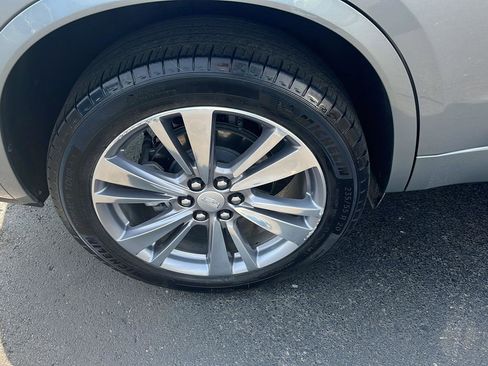 Used 2025 Cadillac XT6 Premium Luxury AWD/4WD image 34