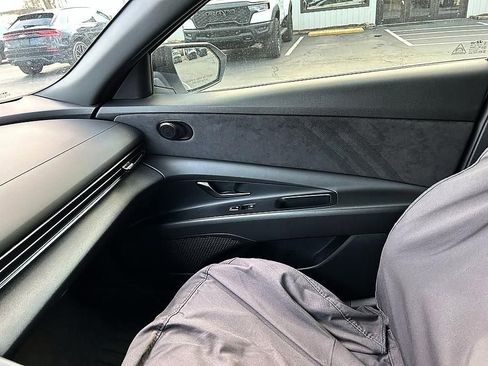 Used 2022 Hyundai Elantra N w/ Preferred Accessory Package image 15