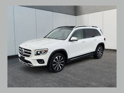 Used 2021 Mercedes-Benz GLB 250 4MATIC w/ Premium Package
