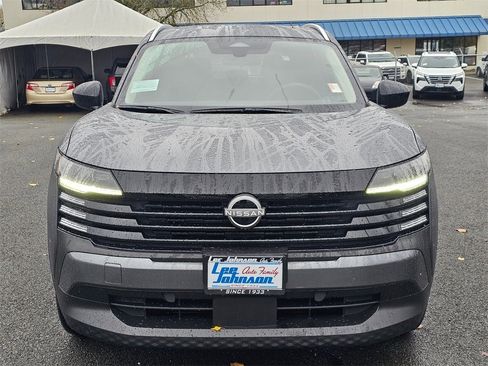 New 2026 Nissan Kicks SV w/ SV Premium Package image 2