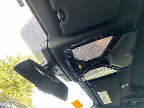 Used 2022 BMW 530i xDrive 530i xDrive w/ Luxury Seating Package image 32