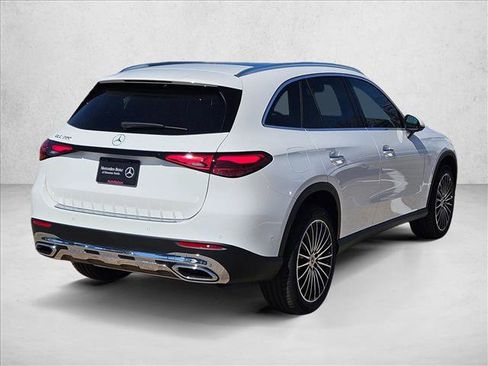 Certified 2026 Mercedes-Benz GLC 300 image 5