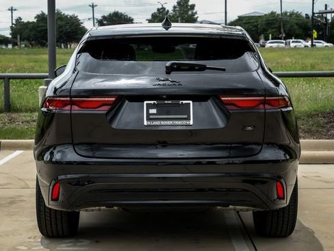 Used 2026 Jaguar F-PACE R-Dynamic S AWD/4WD image 11