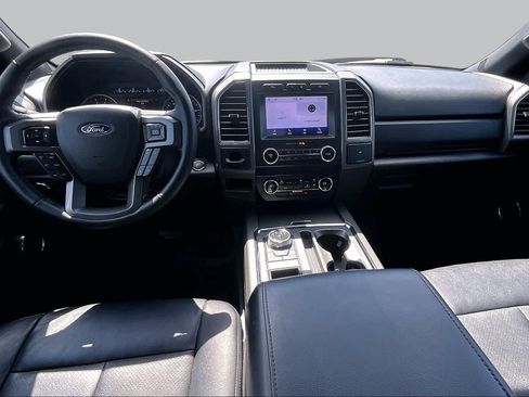 Used 2020 Ford Expedition XLT w/ Cargo Package RWD image 16