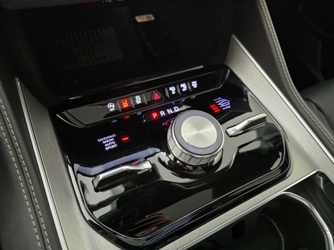 New 2026 Jeep Grand Wagoneer Limited image 25