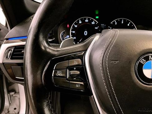 Used 2019 BMW 540i xDrive w/ Convenience Package AWD/4WD image 18