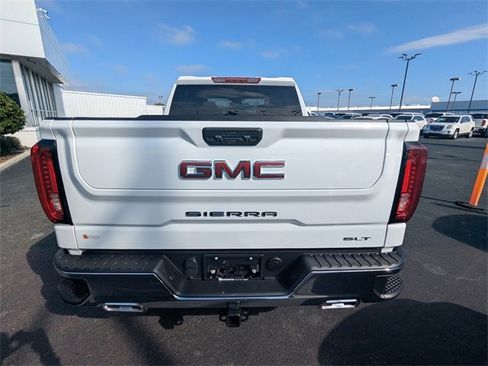 New 2026 GMC Sierra 1500 SLT w/ SLT Premium Package image 5