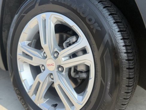 Used 2019 GMC Terrain SLE w/ Driver Convenience Package image 9