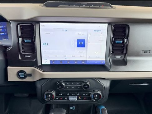 Certified 2023 Ford Bronco Wildtrak AWD/4WD image 11