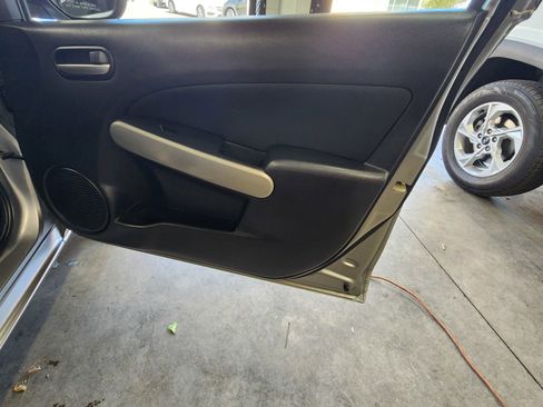 Used 2011 MAZDA MAZDA2 Touring FWD image 49