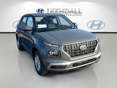 New 2026 Hyundai Venue SE image 1