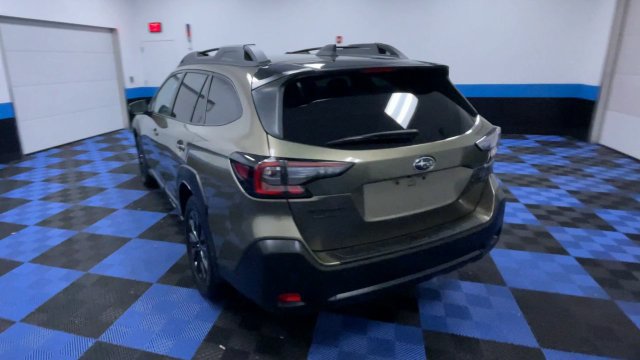 Used 2023 Subaru Outback Onyx Edition XT AWD/4WD image 6
