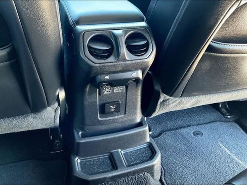 Used 2022 Jeep Wrangler Unlimited Sahara w/ Cold Weather Group image 11
