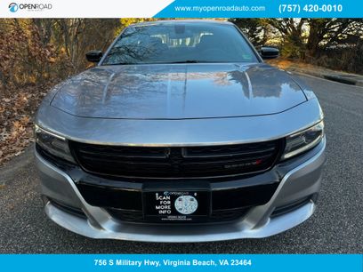 Used 2016 Dodge Charger SE w/ Blacktop Package