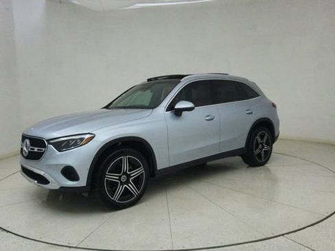 Used 2026 Mercedes-Benz GLC 300 image 64