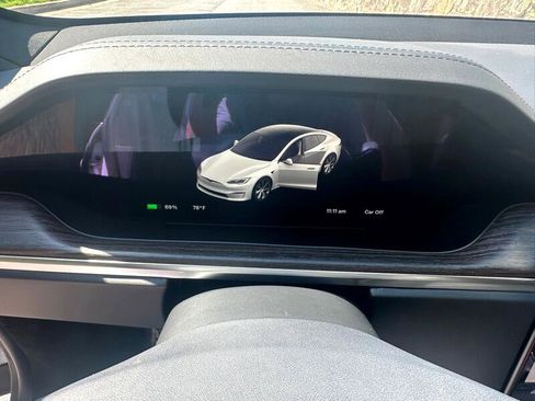 Used 2022 Tesla Model S AWD image 22