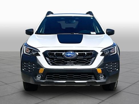 Used 2025 Subaru Outback Wilderness AWD/4WD image 4