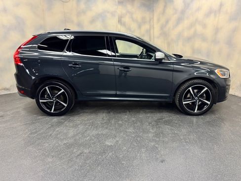 Used 2016 Volvo XC60 T6 R-Design Platinum w/ Climate Package image 9