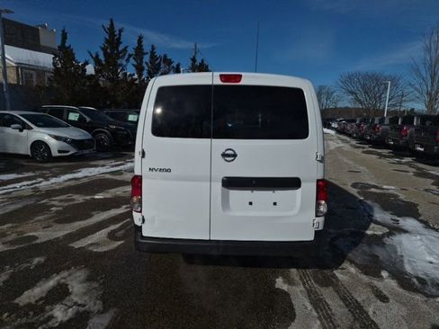 Used 2021 Nissan NV200 S w/ Back Door Glass Package image 6