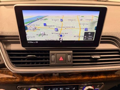 Used 2018 Audi Q5 Prestige w/ Prestige Package AWD/4WD image 23
