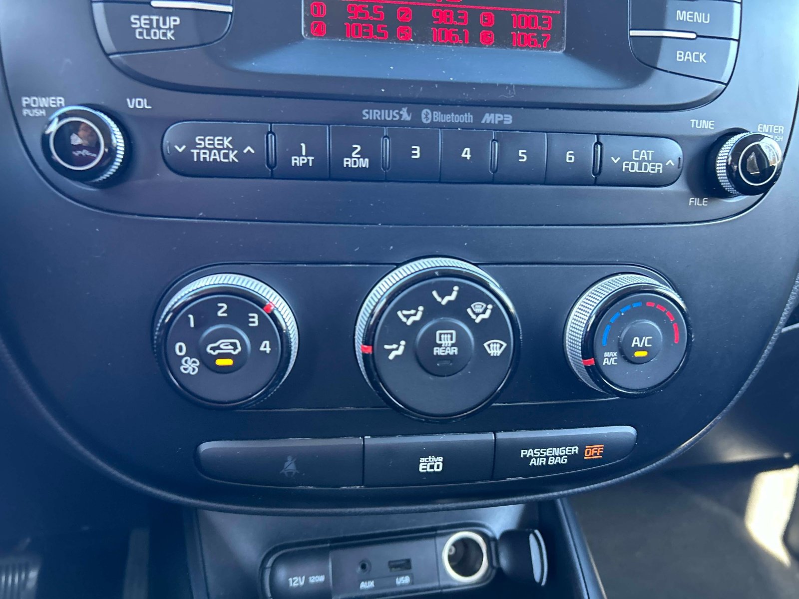 Used 2015 Kia Soul + w/ Eco Package FWD image 27