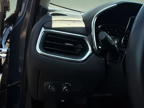 Used 2024 Chevrolet Equinox LT FWD image 20