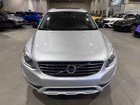 Used 2017 Volvo XC60 T6 Dynamic w/ Climate Package image 2