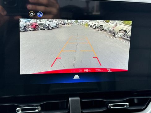 New 2026 Chevrolet Equinox LT w/ Convenience Package II image 18