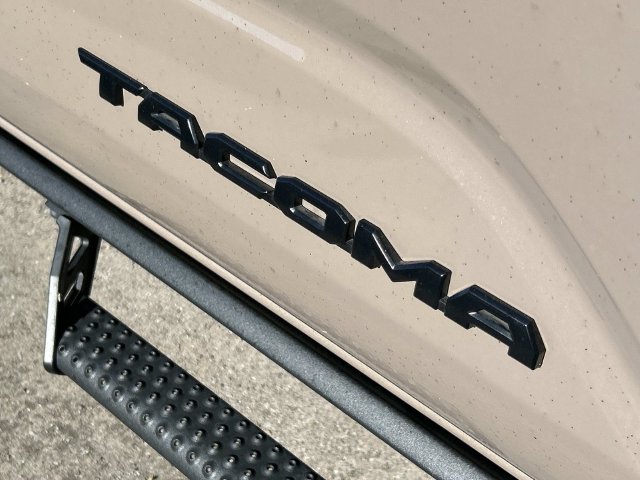 Used 2026 Toyota Tacoma TRD Sport AWD/4WD image 6