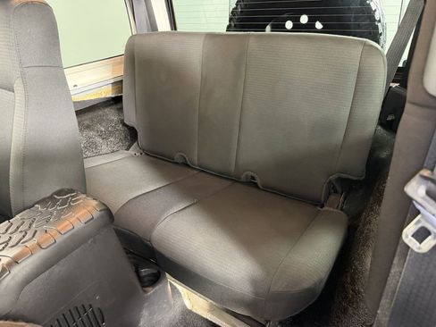 Used 2006 Jeep Wrangler X image 15