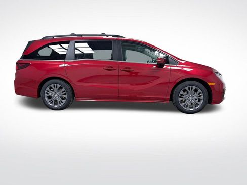 New 2026 Honda Odyssey Touring image 10