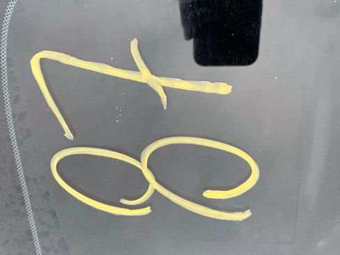 Used 2020 Toyota Camry SE image 25