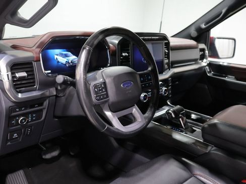 Used 2022 Ford F150 Lariat w/ Equipment Group 502A High AWD/4WD image 17