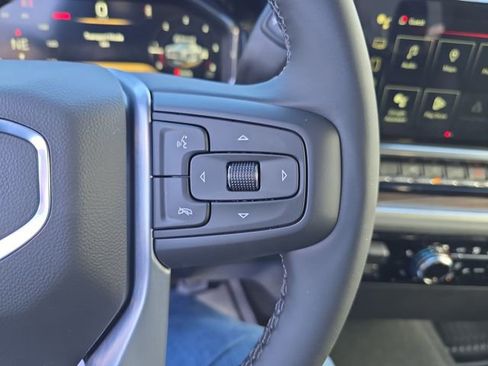 New 2026 GMC Sierra 1500 Elevation image 17