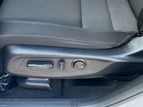 Certified 2024 Honda CR-V EX image 17
