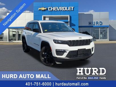 Used 2023 Jeep Grand Cherokee Limited w/ Black Appearance Package