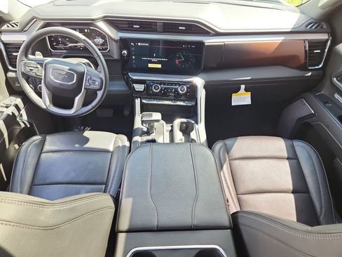 Certified 2023 GMC Sierra 1500 Denali w/ Denali Reserve Package AWD/4WD image 13