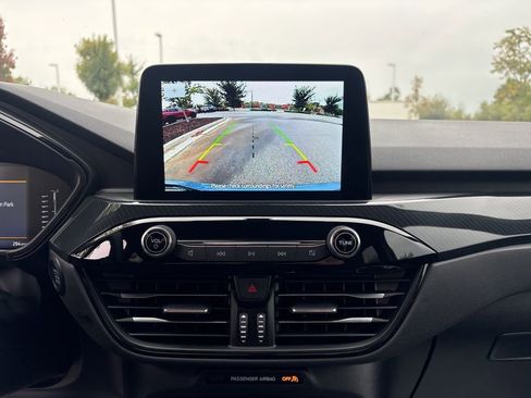 Used 2024 Ford Escape ST-Line image 23