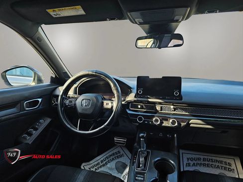 Used 2022 Honda Civic Sport image 16