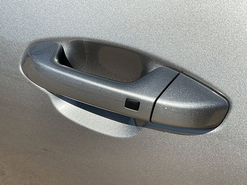 Used 2025 Kia Seltos S image 8