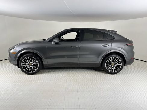Certified 2023 Porsche Cayenne Coupe AWD/4WD image 2