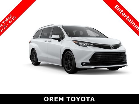 New 2026 Toyota Sienna XLE Woodland Edition image 15