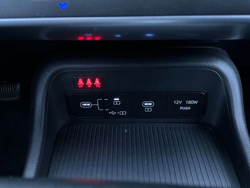 Used 2025 Hyundai Kona SEL image 26