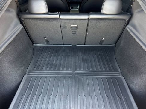 Used 2026 Tesla Model Y Long Range image 16