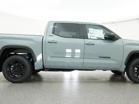 New 2026 Toyota Tundra Limited AWD/4WD image 36