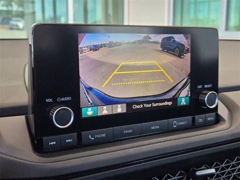 Used 2023 Honda Accord EX image 32