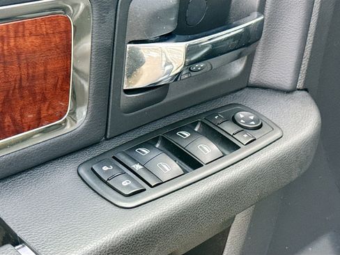 Used 2010 Dodge Ram 1500 Truck Laramie image 7