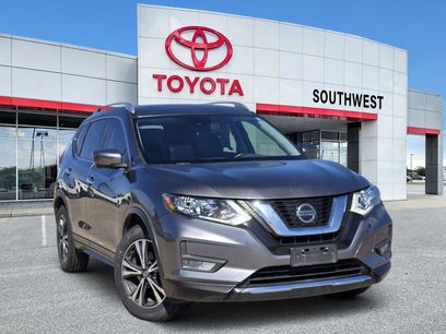 Used 2020 Nissan Rogue SV w/ Sun & Sound Touring Package
